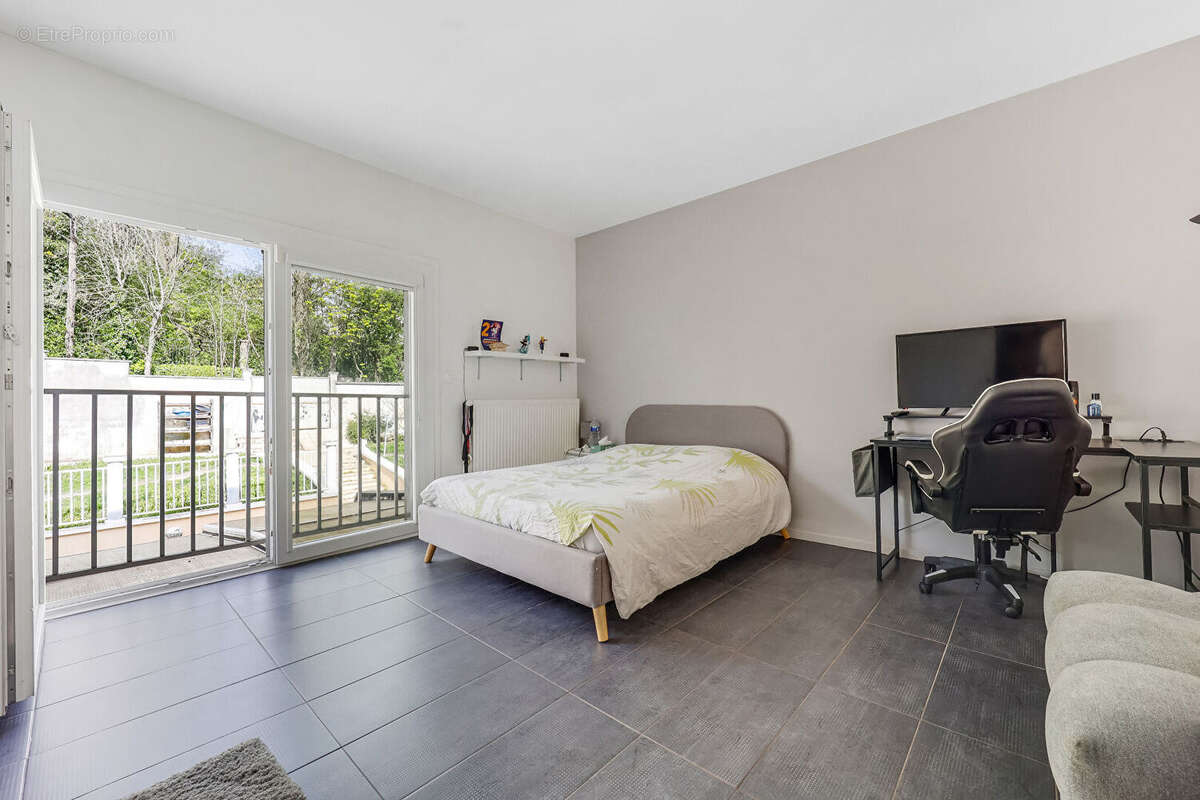 Maison à CHAMPIGNY-SUR-MARNE