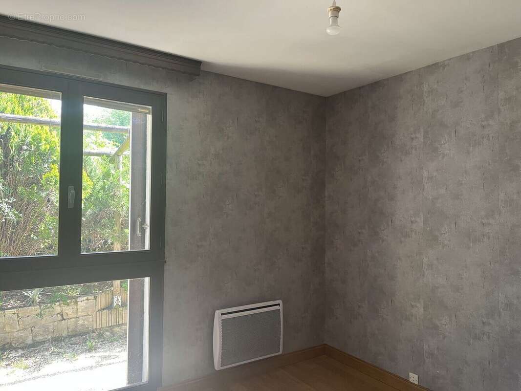 Chambre 1 - Maison à BAGNAC-SUR-CELE