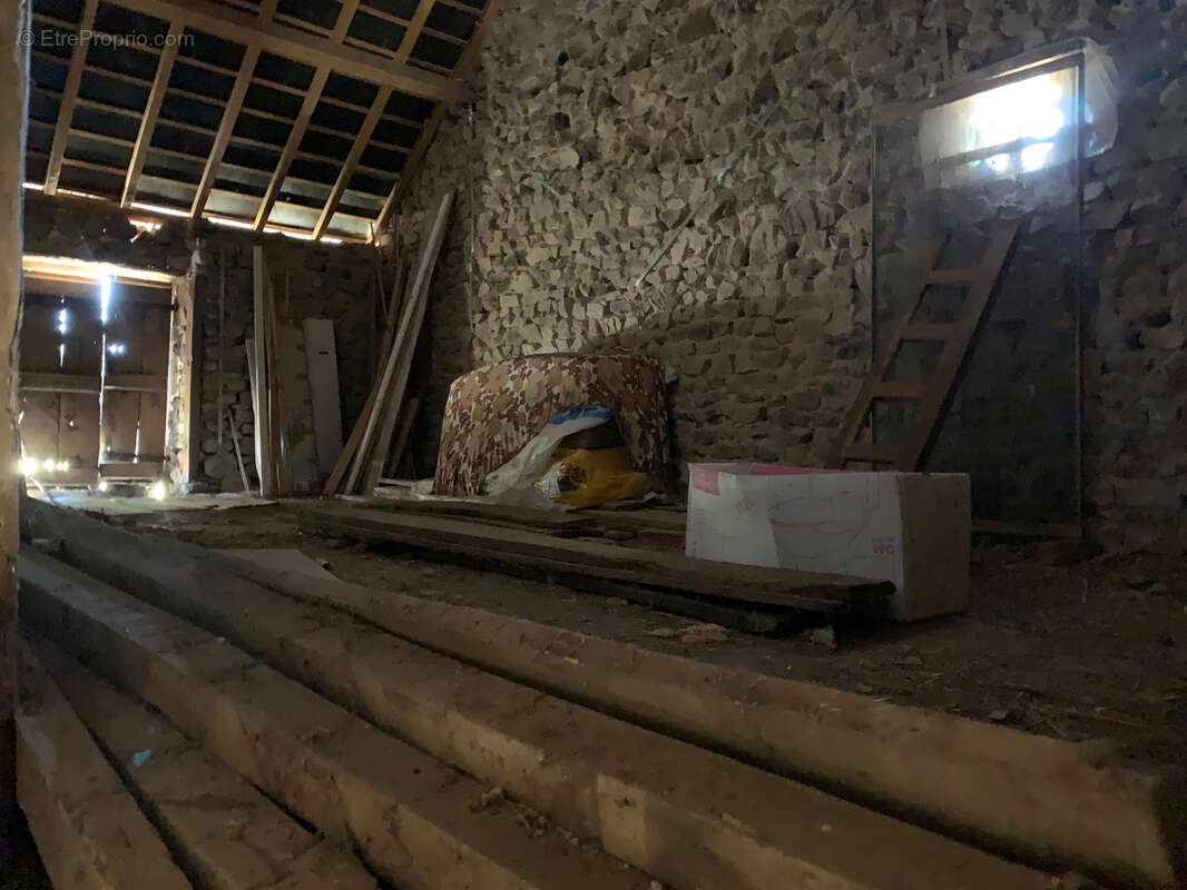 Auv 1186 : Trio : maison habitable, terrain (à bâtir), maison à rénover - photo 19
