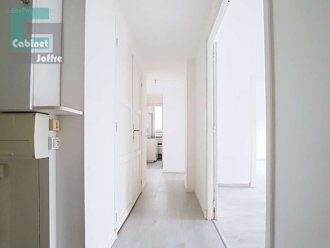 Appartement à FONTAINEBLEAU