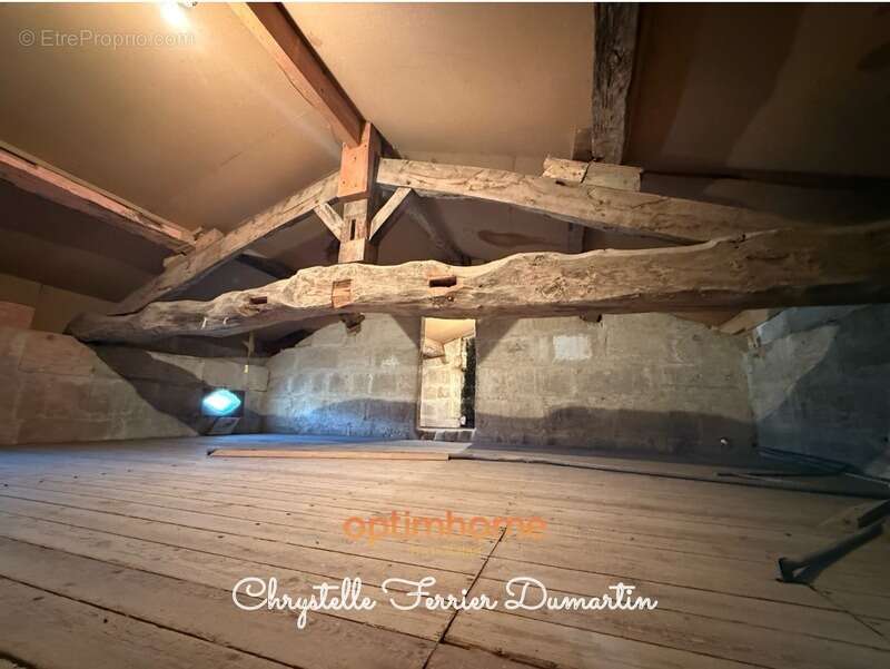 Maison à SAINT-QUENTIN-DE-BARON