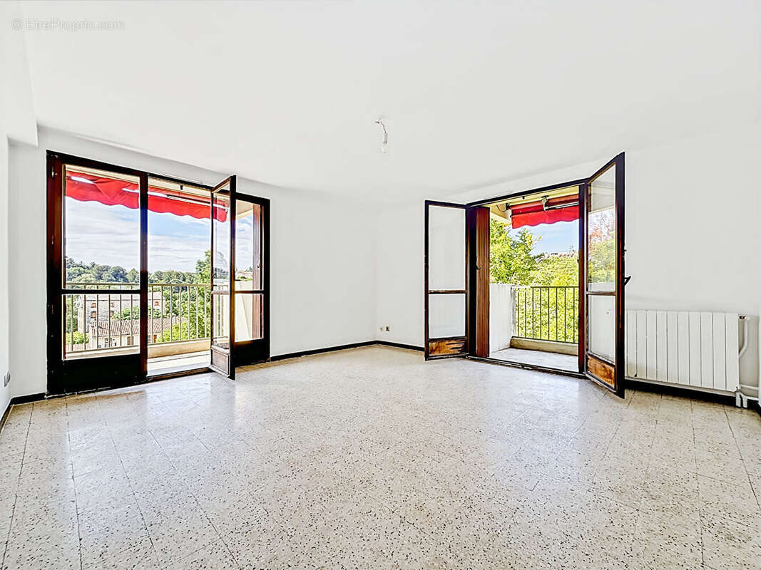 Appartement à MARSEILLE-13E