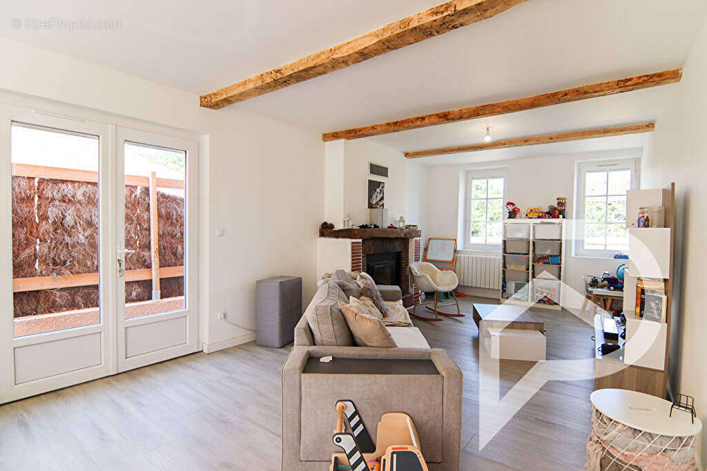 Maison à L&#039;ISLE-JOURDAIN