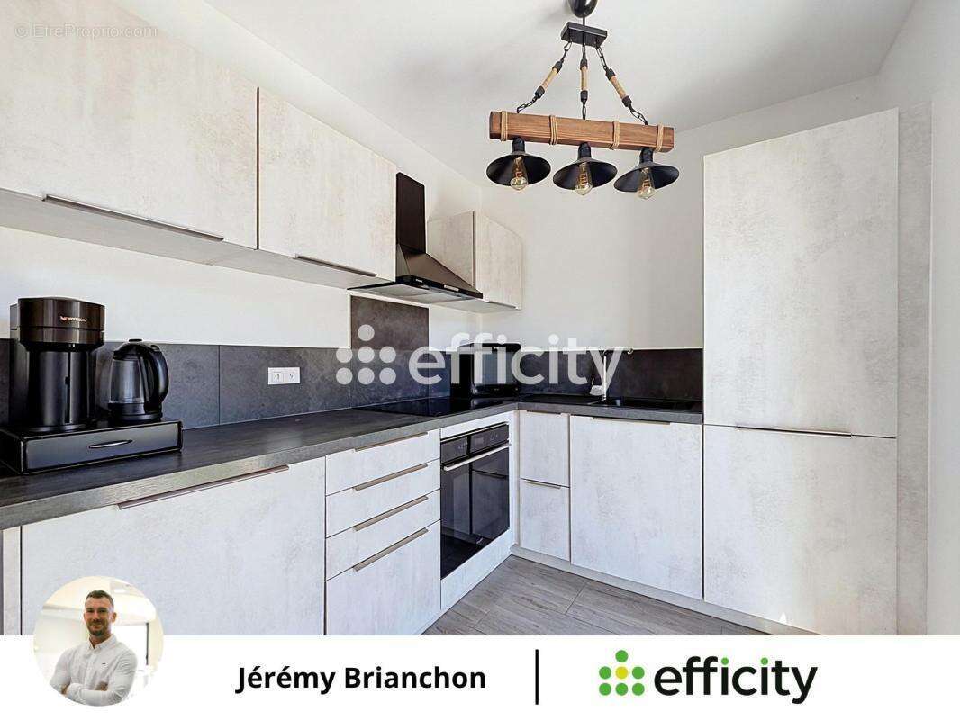 Maison 85 m² à Peyrolles-En-Provence  - photo 4
