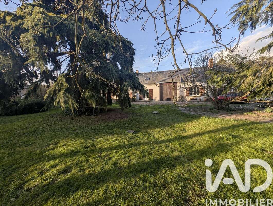 Maison 172 m² à Villamblain  - photo 2