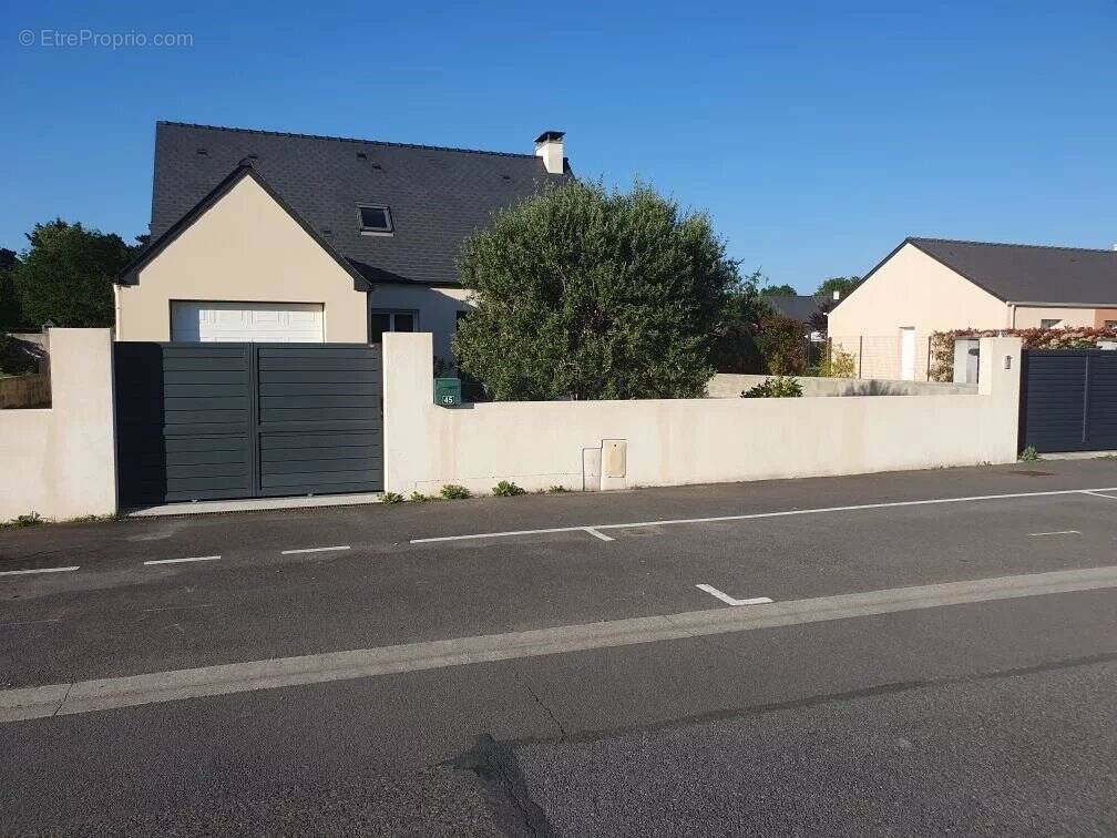 Maison à CORDEMAIS