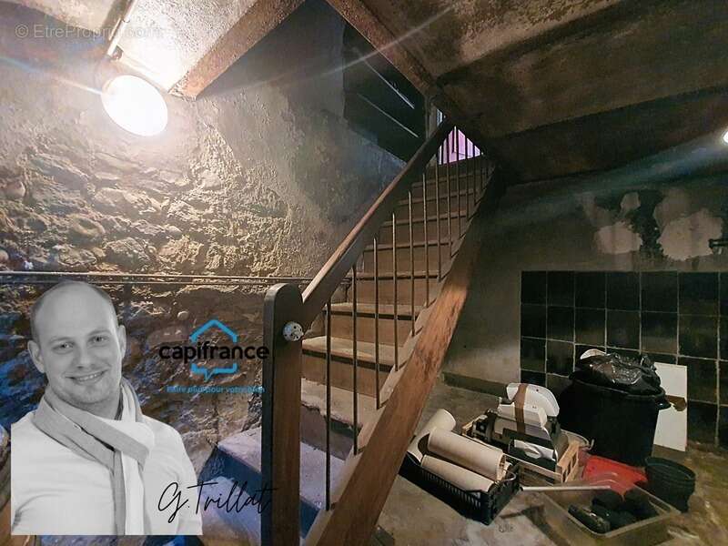 Commerce à LE PONT-DE-BEAUVOISIN