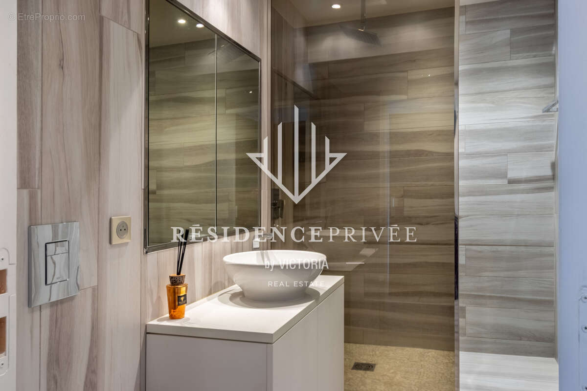 Appartement à SAINT-TROPEZ