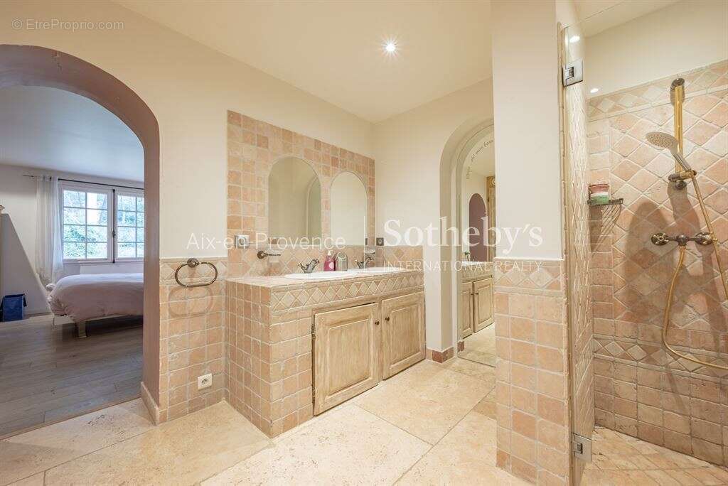 Maison à AIX-EN-PROVENCE