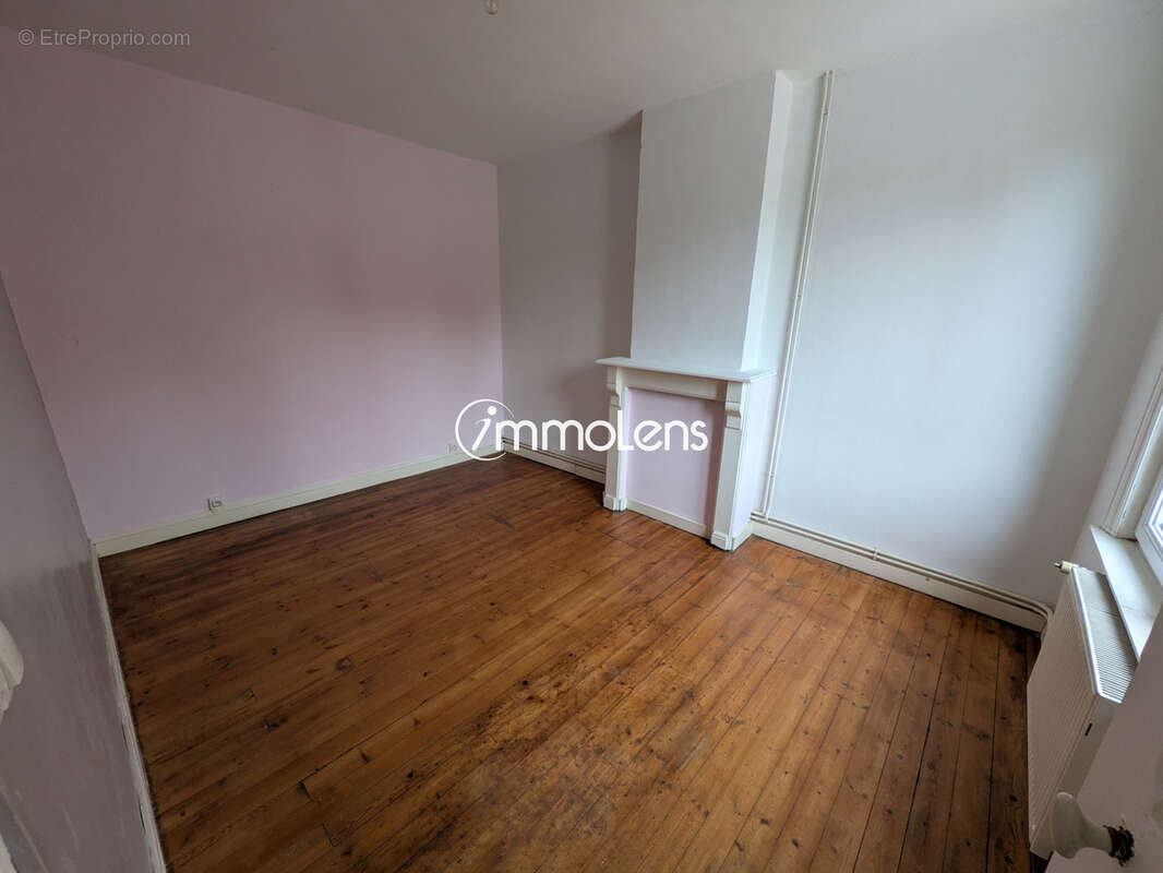 Maison 100 M2 - 3 chambres avec jardin   Hénin-Beaumont - photo 12