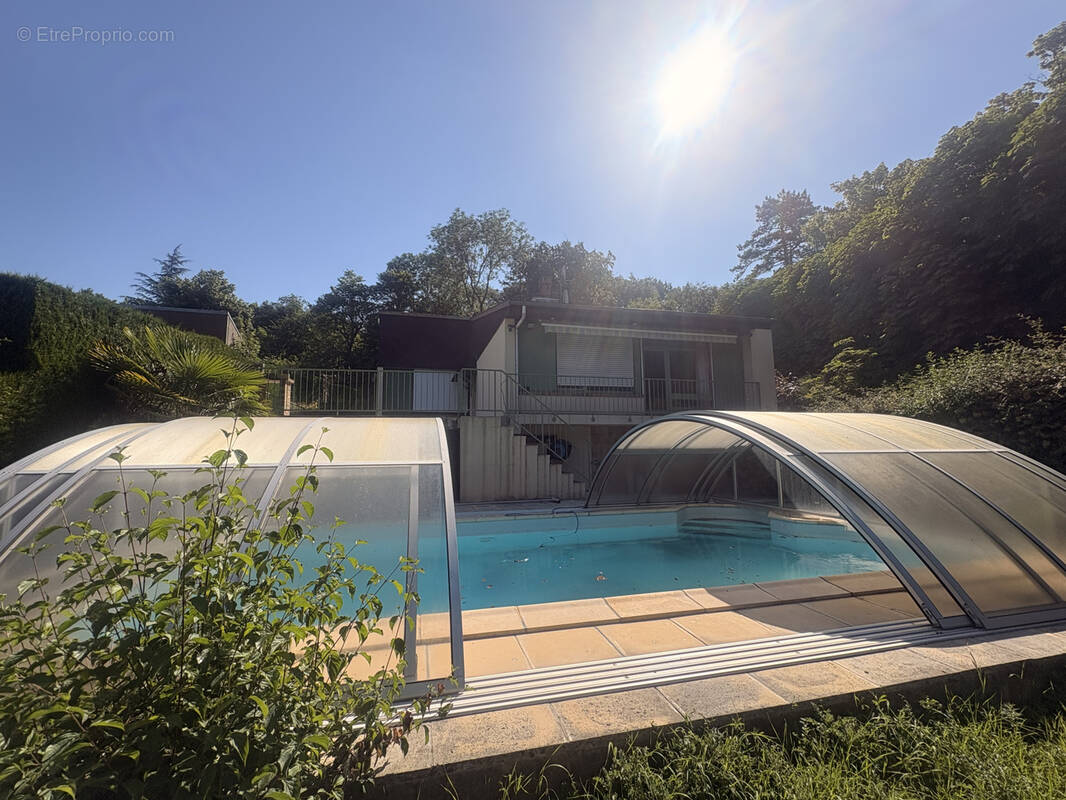 Maison à MERU
