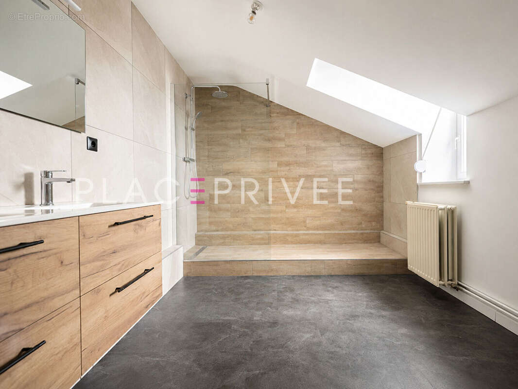 Appartement à DOGNEVILLE