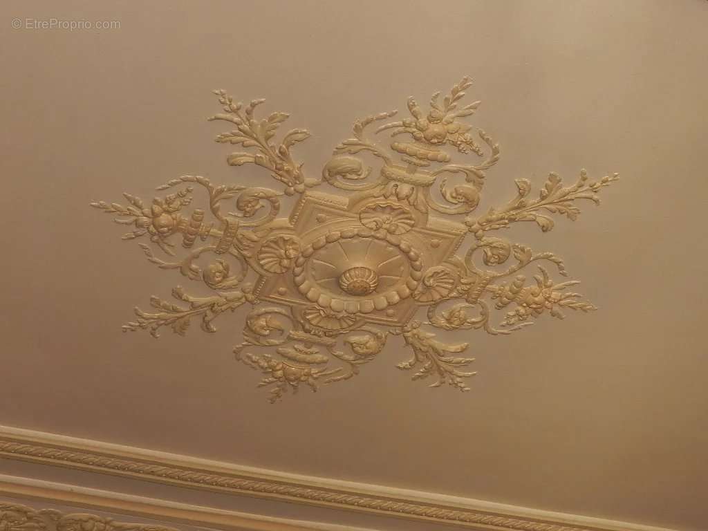 Maison à SAINT-PIERRE-SUR-DIVES