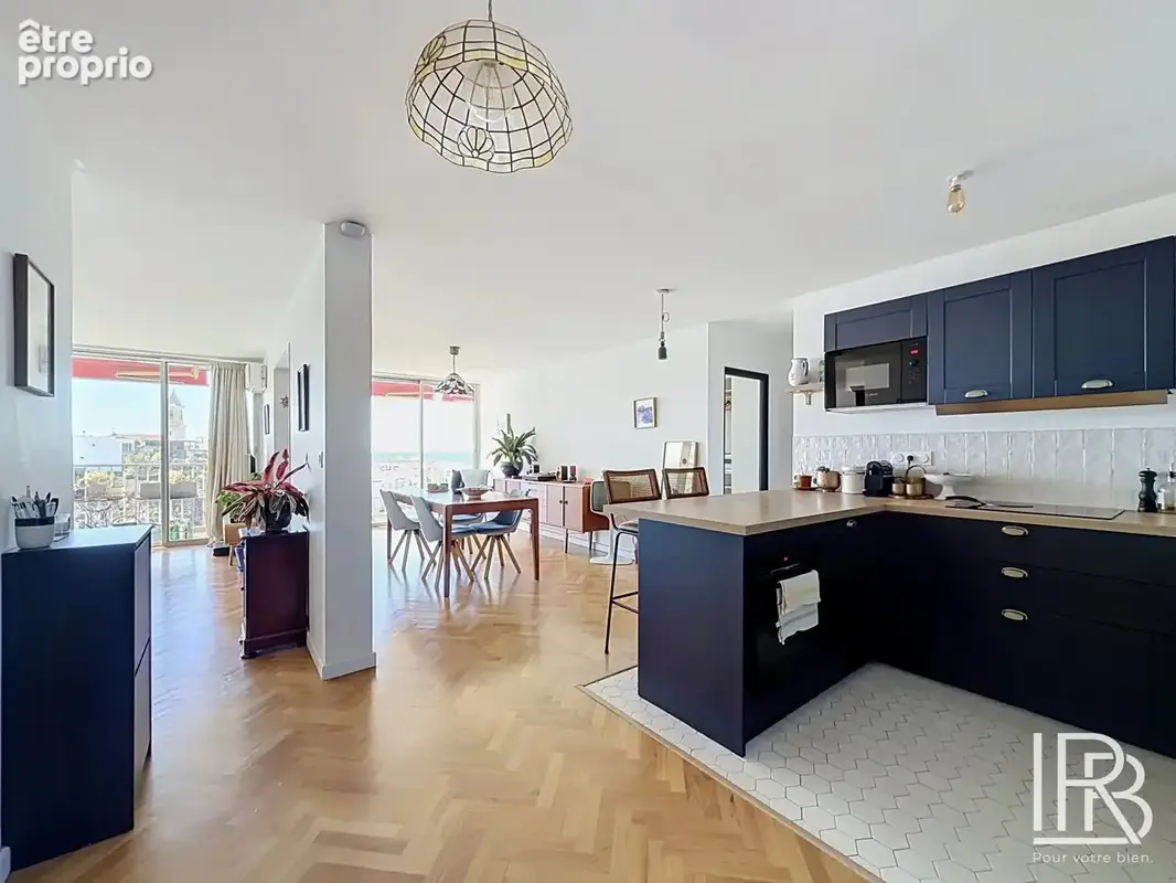 À vendre - 3 pièces 92 m² avec terrasse et vue mer panoramique - Marseille 7ᵉ - photo 4