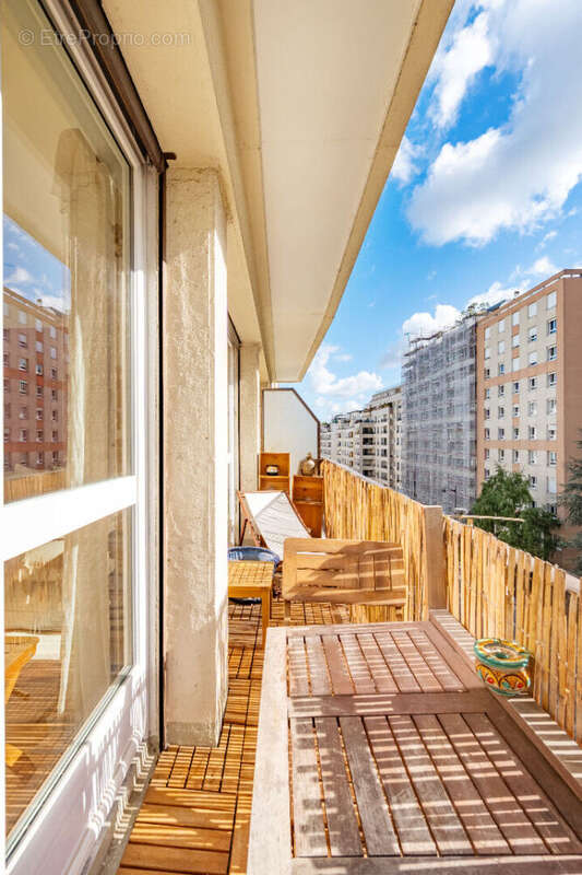 Appartement à PARIS-15E