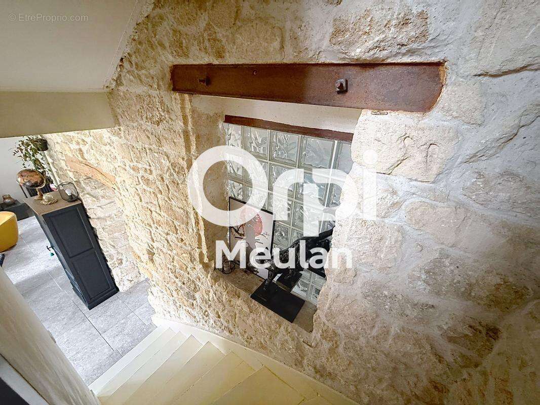 Maison à MEULAN