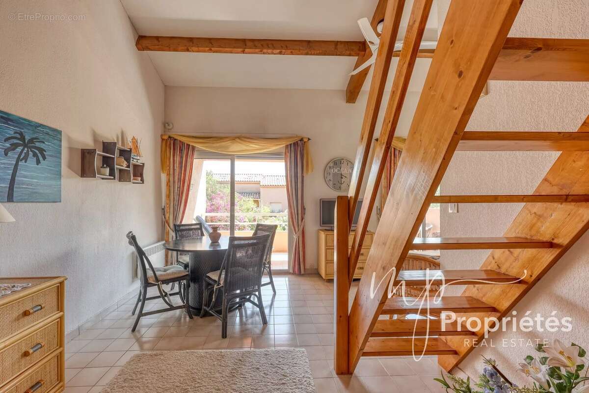 Appartement à RAYOL-CANADEL-SUR-MER