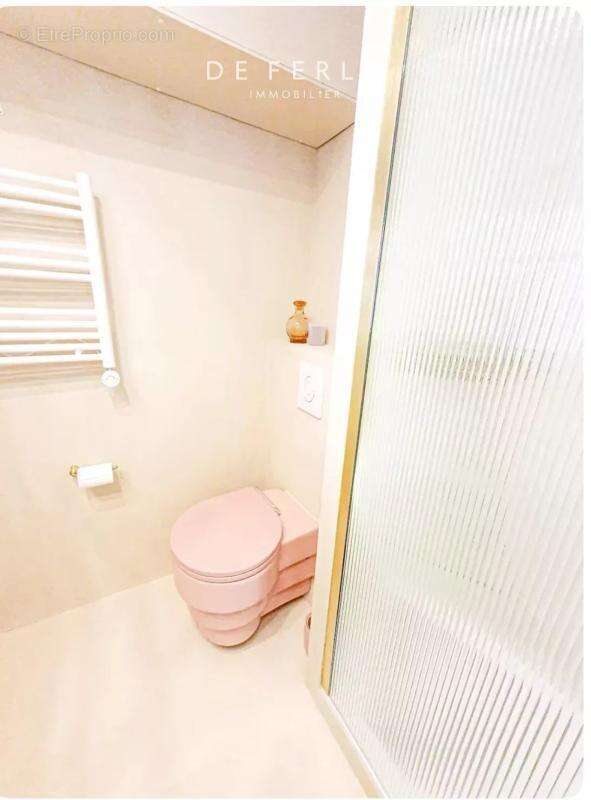 Appartement à PARIS-1E