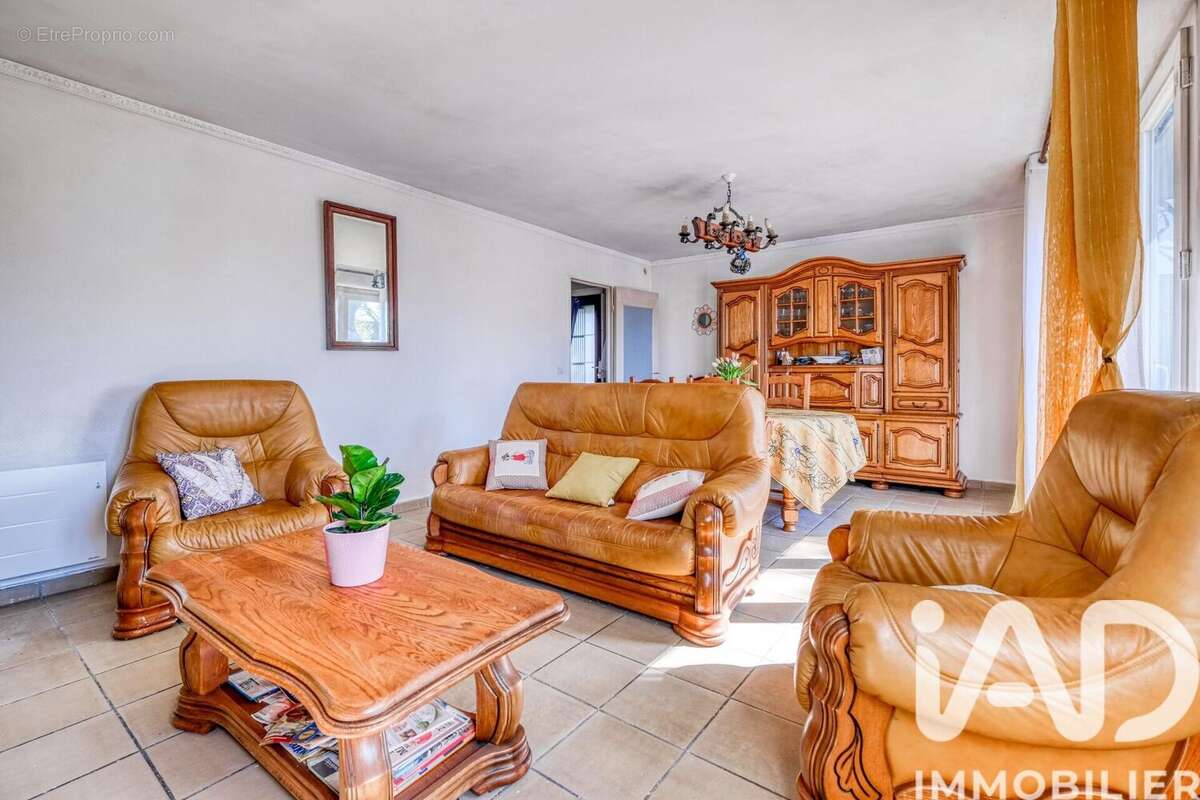 Photo 5 - Maison à VAUJOURS