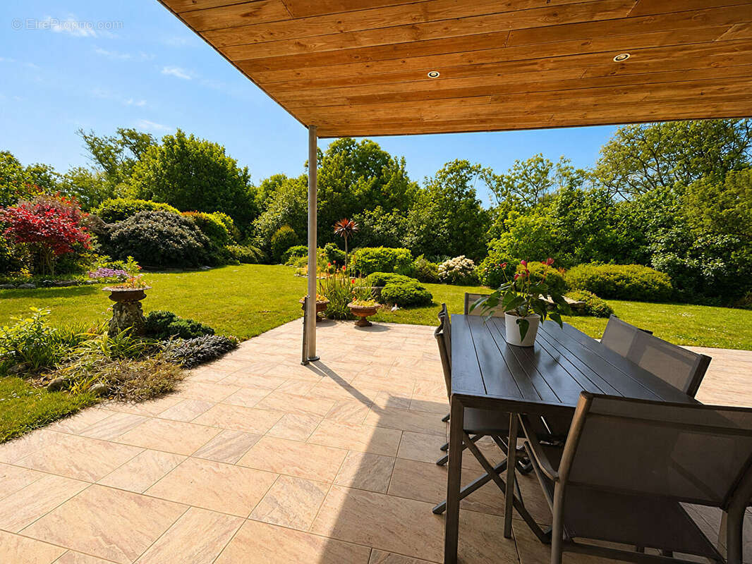 PLOUDALMEZEAU - Maison contemporaine - Rare sur le marché ! - photo 5