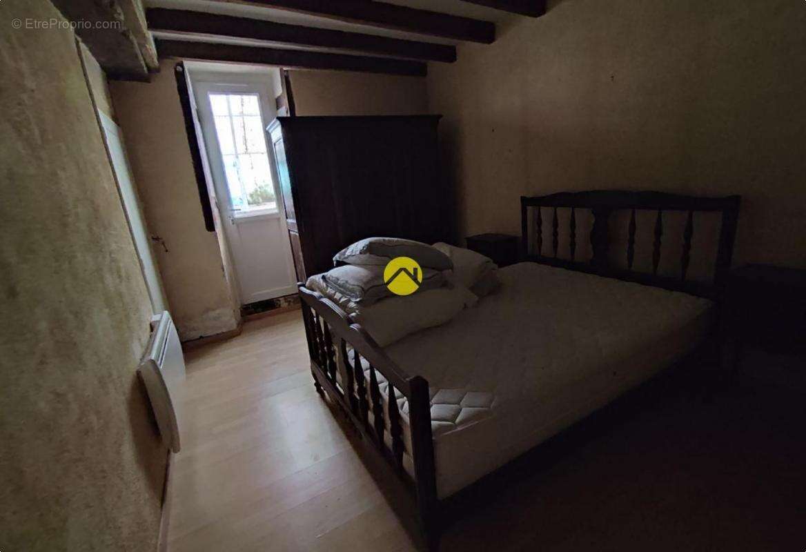 Maison à VAILLY-SUR-SAULDRE