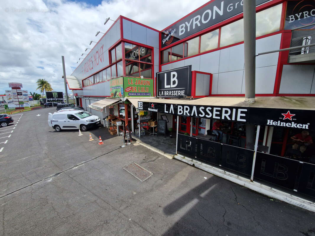 Commerce à BAIE-MAHAULT