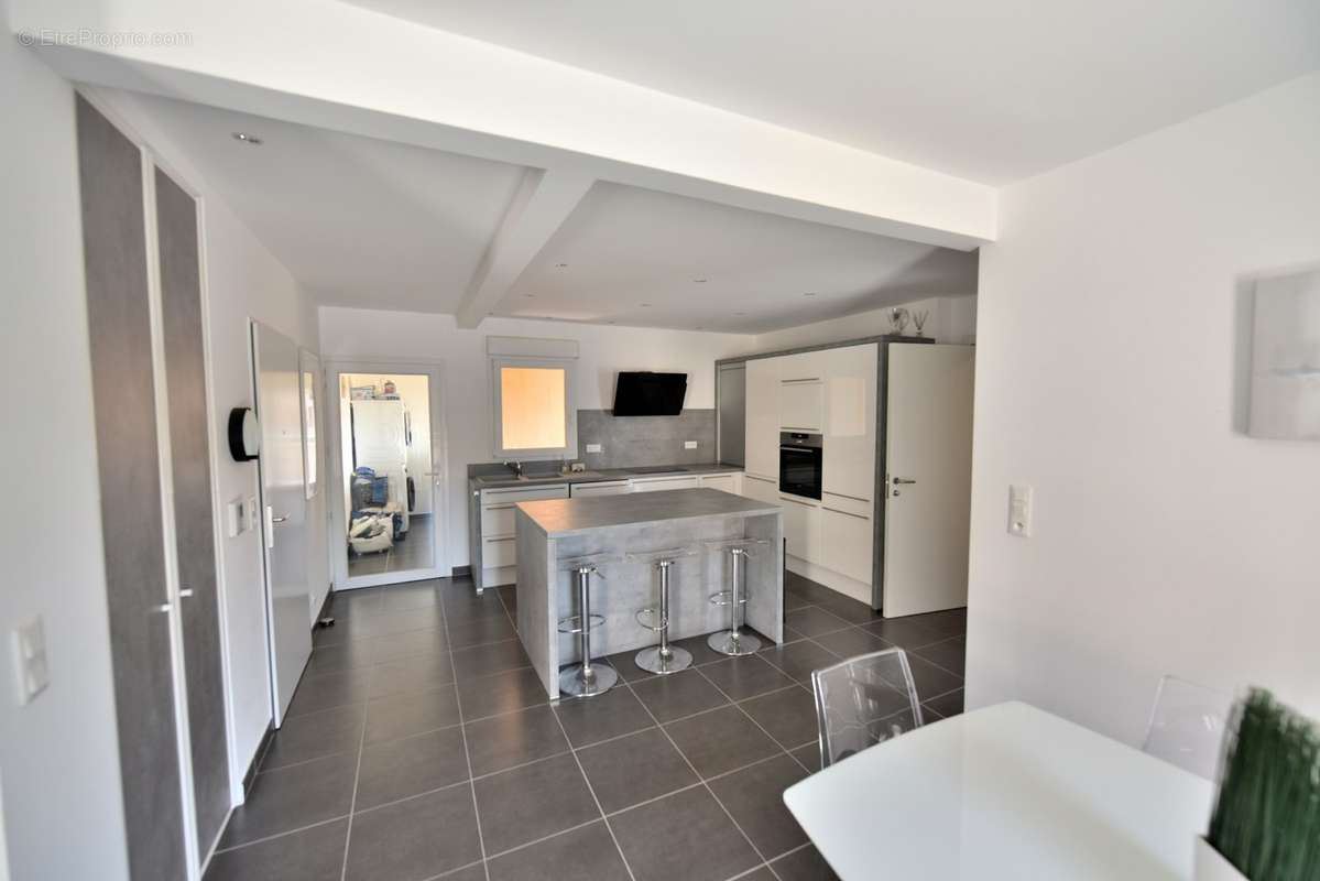 Appartement à CALVI