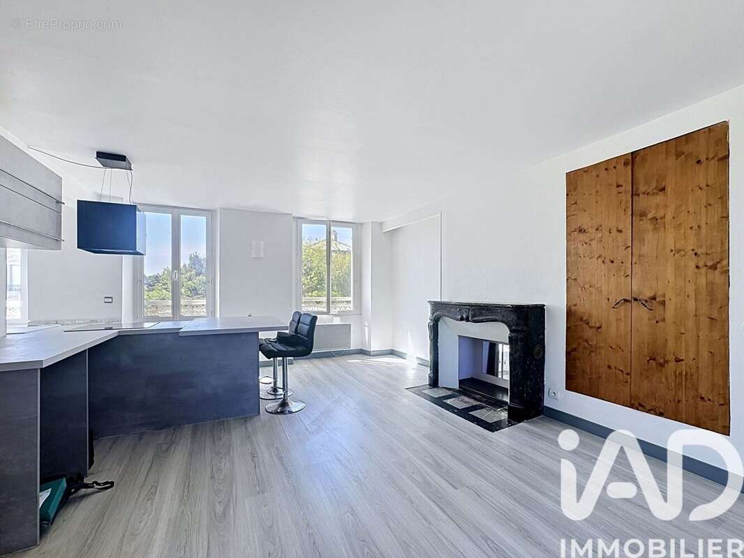 Photo 2 - Appartement à BRIE-COMTE-ROBERT