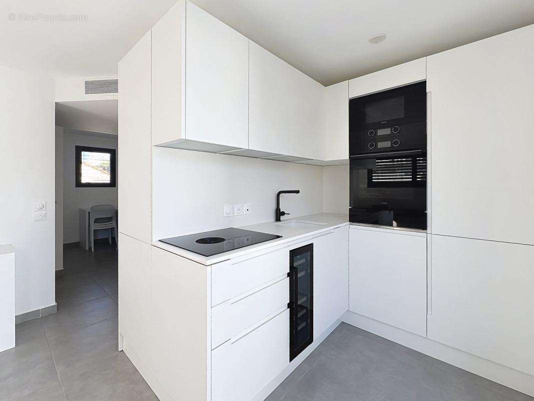 Appartement à VALLAURIS