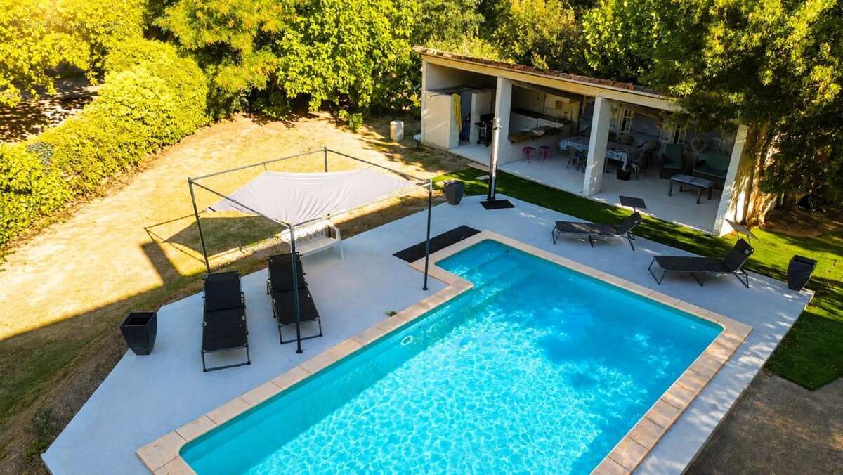 Carcès – villa familiale rénovée avec piscine - photo 13