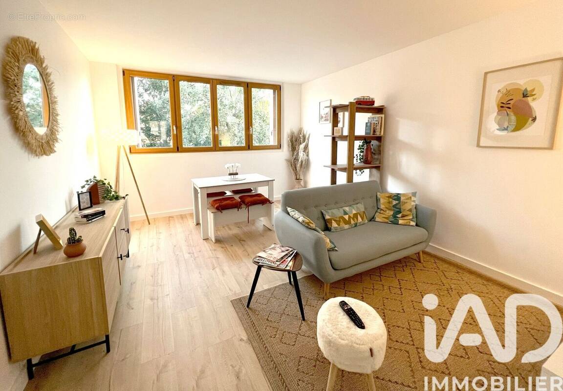 Photo 1 - Appartement à VERSAILLES