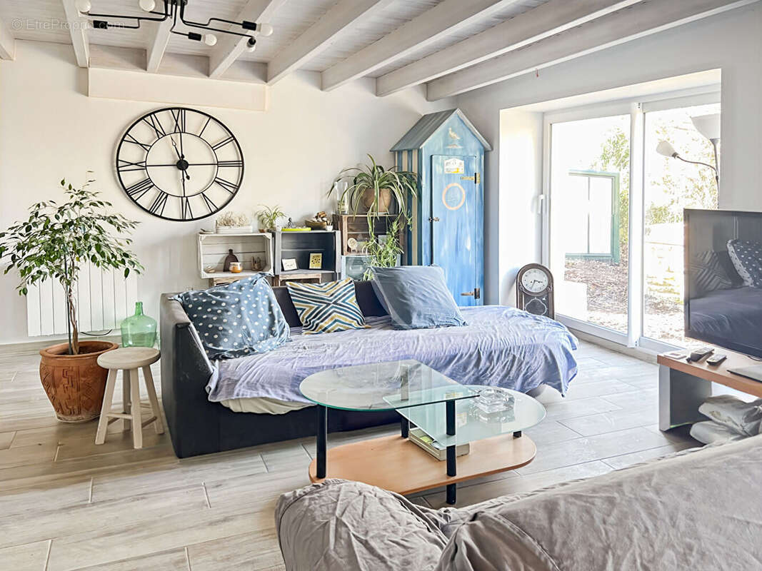 Maison à LE GUE-DE-VELLUIRE