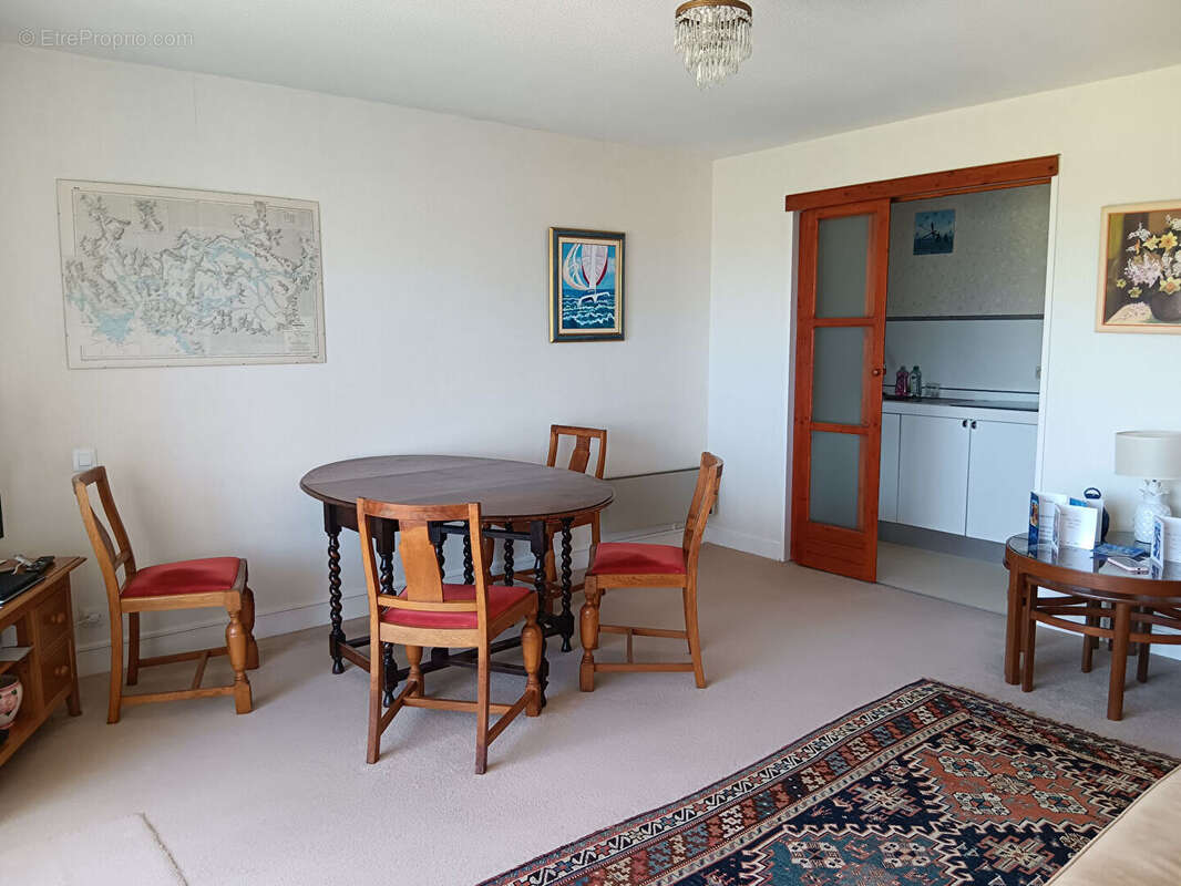 Appartement à LOCMARIAQUER