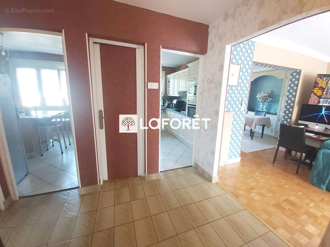 Maison à VILLEMOMBLE