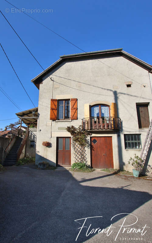 Maison à SEYSSEL