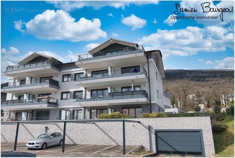 Appartement à CROZET