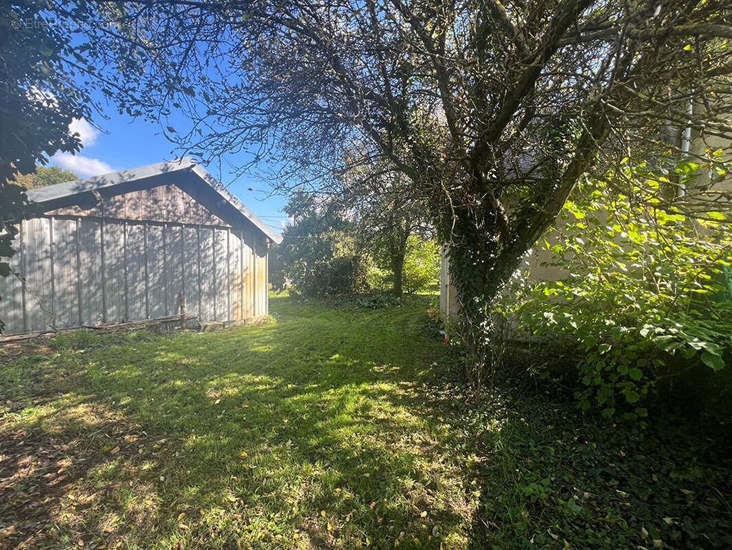 Maison à SAINT-DESIRE