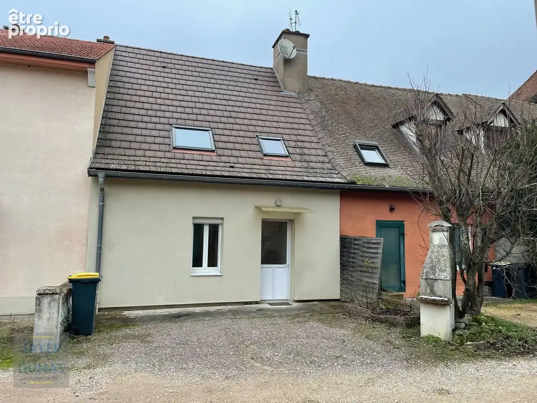 Photo Maison à Lux au prix de 119 000€
