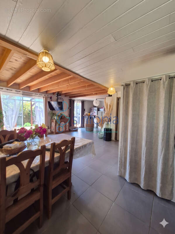 Opportunité rare - villa bio-climatique ossature bois -  171 m2 (3 logements) - dpe a & autonomie énergétique - photo 8