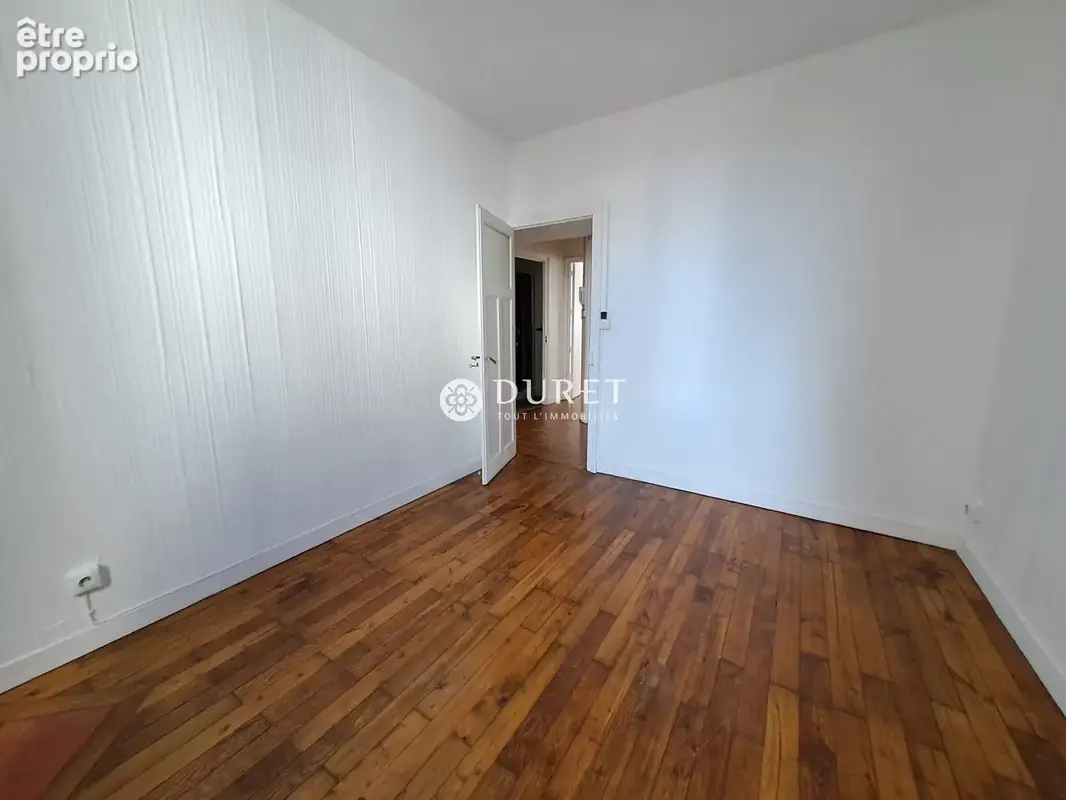 Appartement 175 m² à La Roche-Sur-Yon  - photo 2