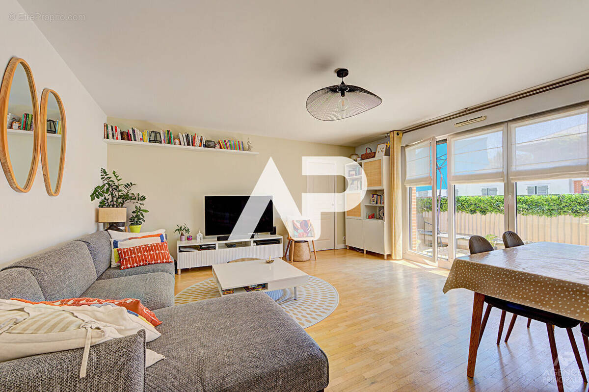Appartement à RUEIL-MALMAISON