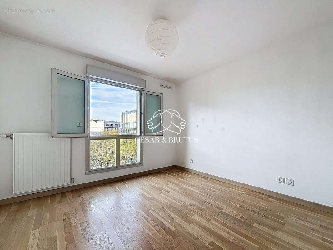 Appartement à LYON-8E