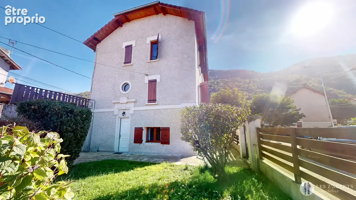 Maison T4 de 88m2 avec petit jardin + garage - photo 1