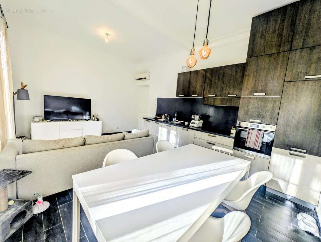 Appartement 52 m² à Menton  - photo 3