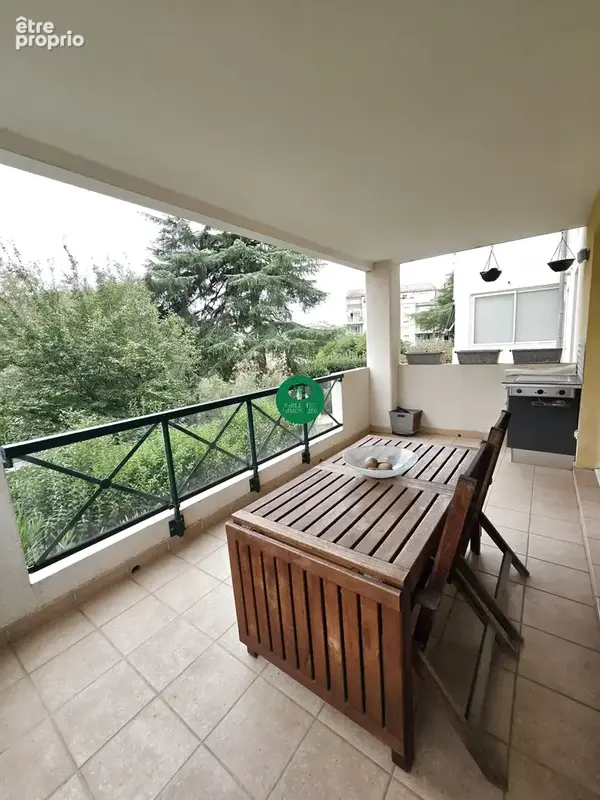Appartement T3 70 m2 - photo 2