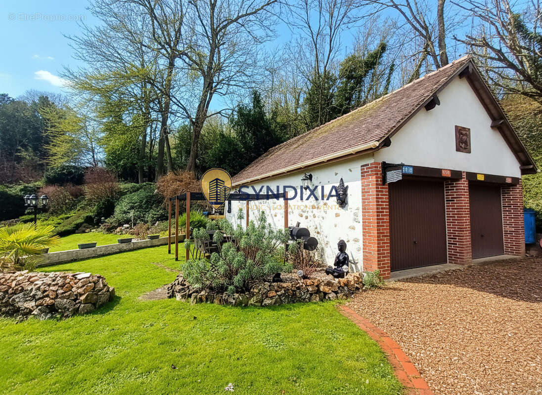 Maison à VERT-EN-DROUAIS