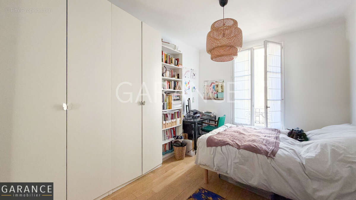Appartement à PARIS-12E
