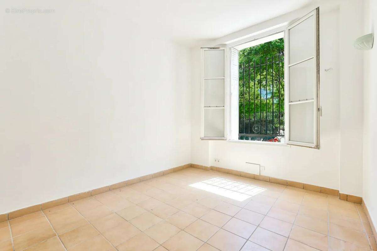 Sainte-Marguerite – Studio 18 m² - Paris 75011 - photo 5