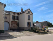 Maison à MIRECOURT