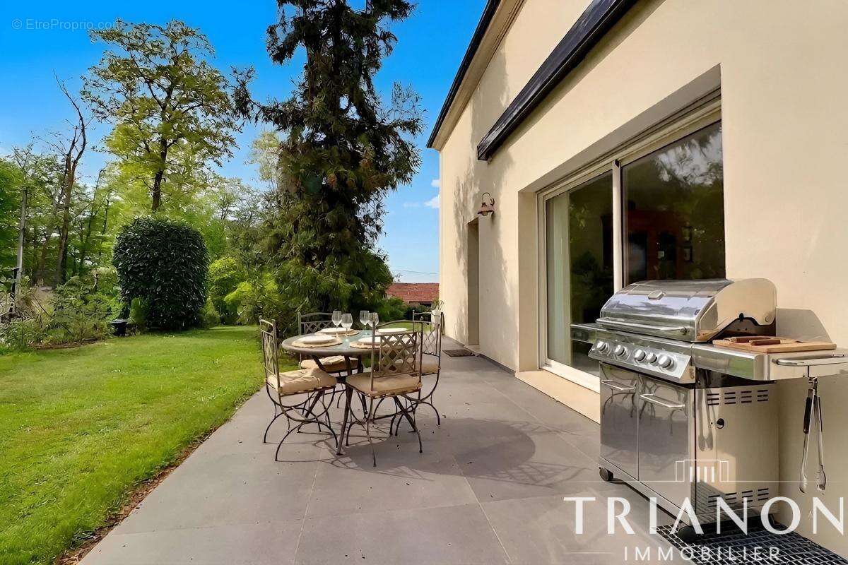 Maison familiale – DPE B – Prestations haut de gamme – Grand jardin - photo 12